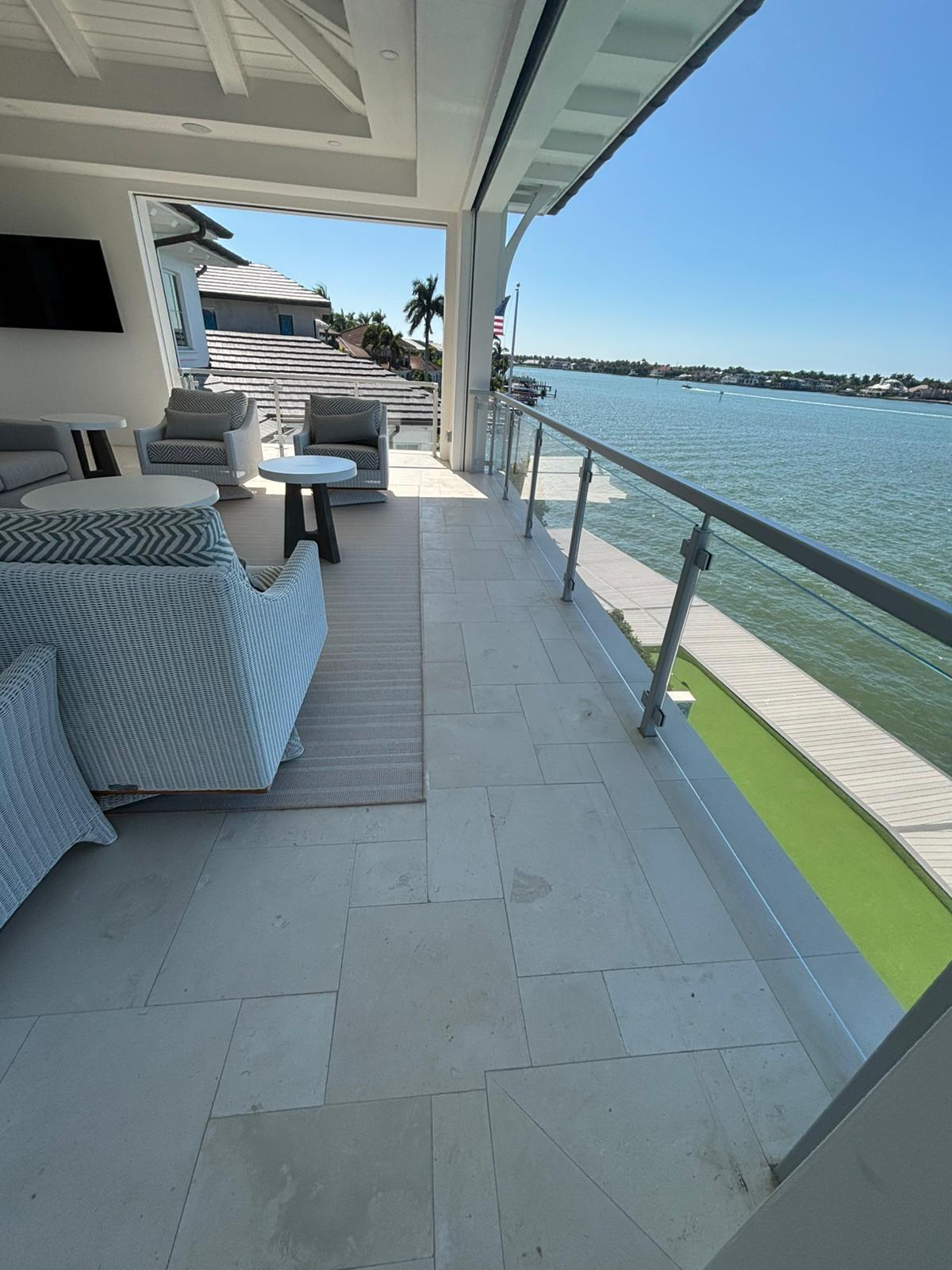 Window cleaning service in Florida